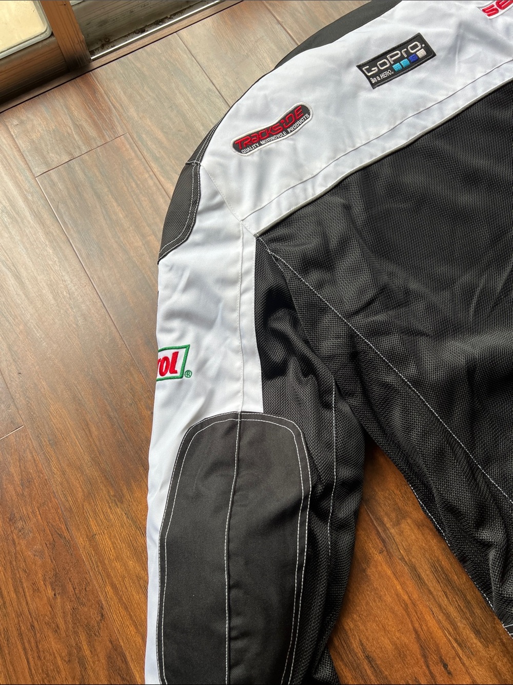 BiLT Racing padded jacket - Picture 7 of 8